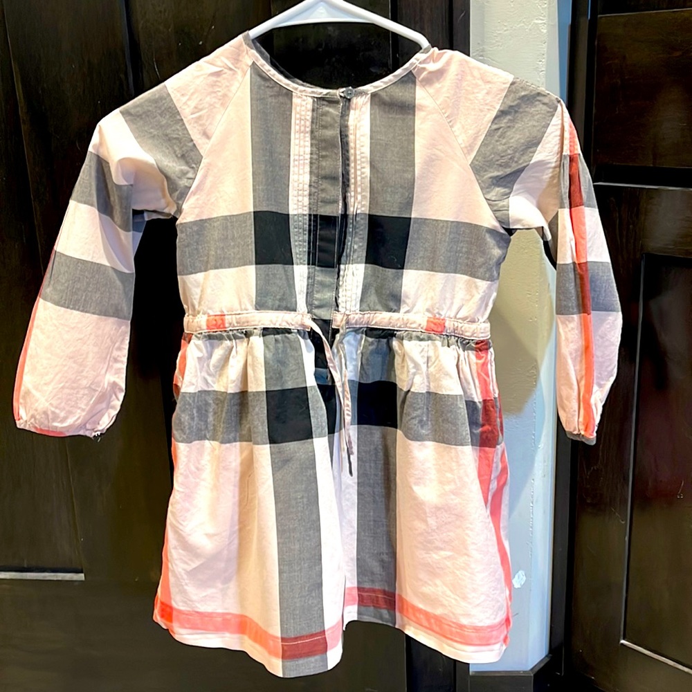 Girls Burberry dress size 7